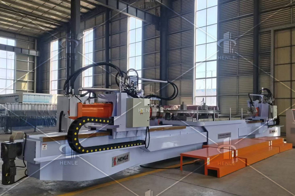 【技術解析】伺服數控拉彎機主要性能特點